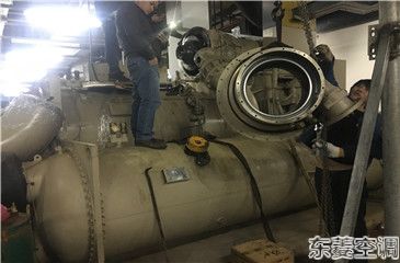 ���˾S���ݗU���s�C�S��